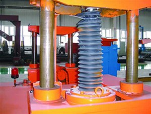 滾(gun)珠絲杠升(shēng)降機使用(yòng)現場